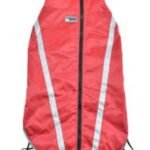 Parka para Perros Reflectante Cierre Roja está diseñeada para  proporcionar suficiente calidez, este abrigo de invierno para perro está hecho de tela de alta calidad. De color Rojo esta parka viene con bordes reflectantes en sus bordes para no perder de viste a tu mascota en todo momento. Esta parka esta pensada en mascotas medianas a grandes.